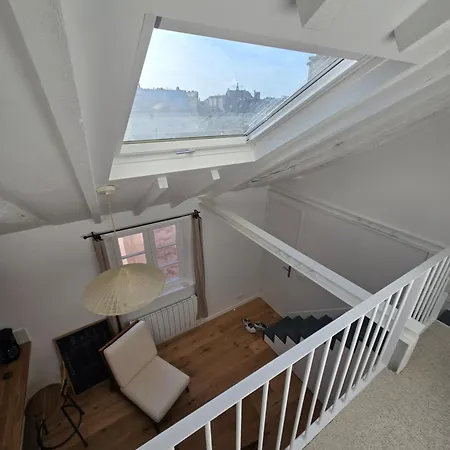 Duplex Plein Sud Refait A Neuf - 2eme - Vue Exceptionnelle Toits Paris